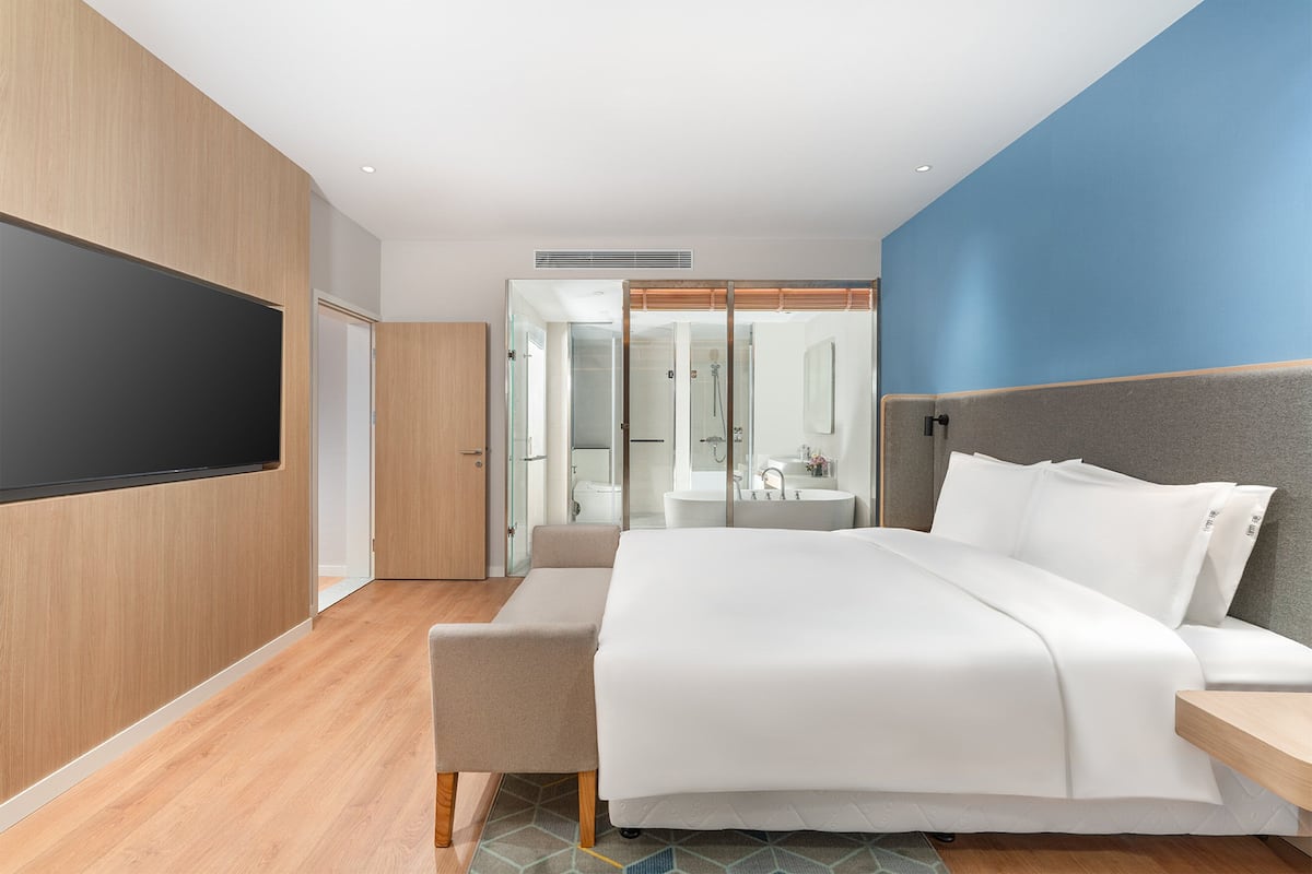 Suite, 1 Bedroom | 1 bedroom, premium bedding, down comforters, laptop workspace