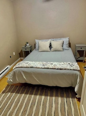 2 bedrooms, WiFi, bed sheets