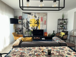 Televisio, tietokoneen näyttö