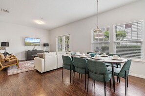 Interior - Amazing 4 bdr house near Disney! (Osceola County)