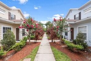 Property grounds - Your Disney Vacation Home! (Osceola County)