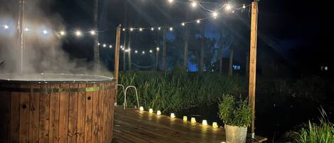 Bain à remous extérieur