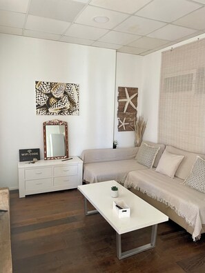 Smart TV - Apartment right by the beach! - The One - SweetHomeRooms (Cabo de Palos)