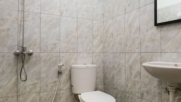 Shower dan handuk