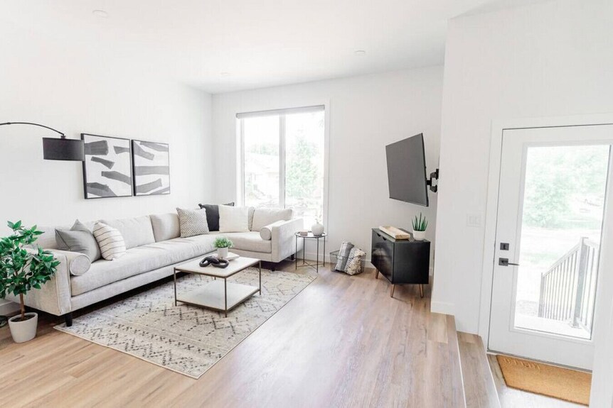 *1min Riverview Health 7min Downtown Free Parking - Manitoba