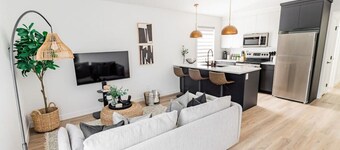 Riverview Health | Trendy Area | Free Parking