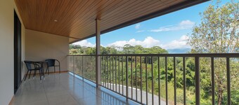 Cozy Mountain Apt - For families - pool & Wi-Fi #4
