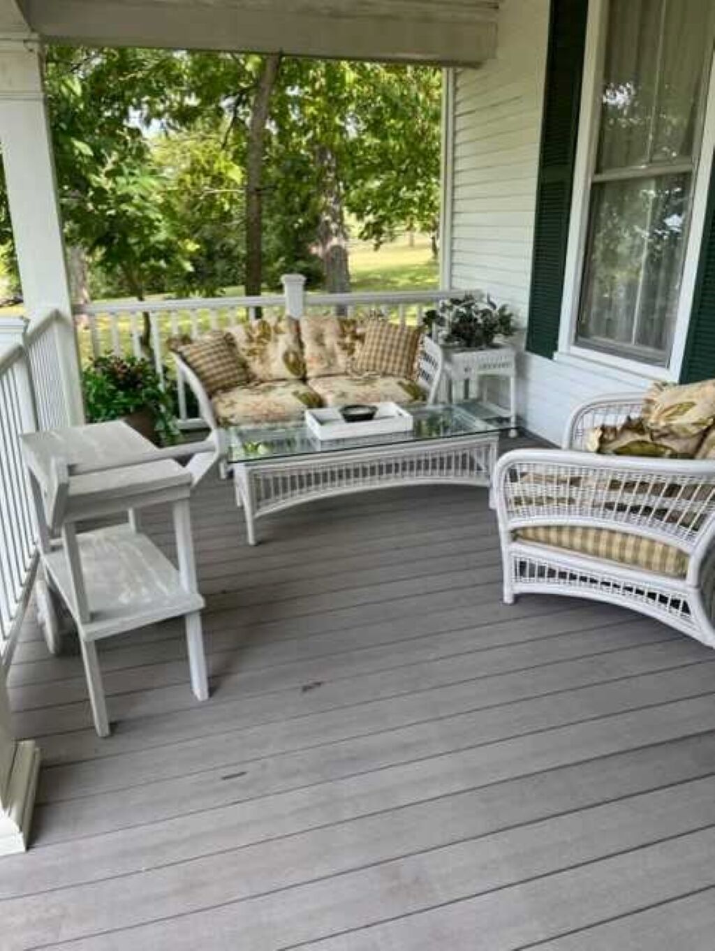 Anyone can rent a house; this is a home.  Versailles 4 BR spacious farmhouse. 