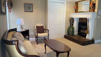 Smart TV, fireplace, printers