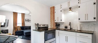 Shocker Shack - 2K - Near WSU, Park - Fenced Yard