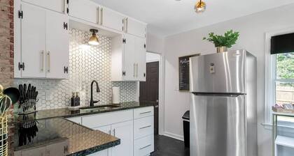 Shocker Shack - 2K - Near WSU, Park - Fenced Yard