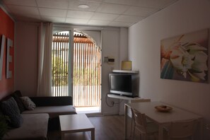 Smart TV - Apartment right by the beach! - Love - SweetHomeRooms (Cabo de Palos)