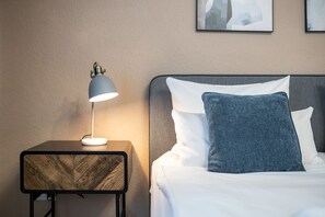 2 chambres, fer et planche à repasser, accès au Wi-Fi (inclus)