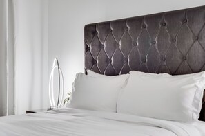 3 bedrooms, in-room safe, iron/ironing board, free WiFi