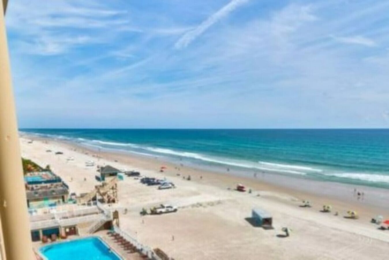 بالقرب من الشاطئ