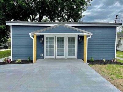 Unreal Bungalow downtown (Perfect location)