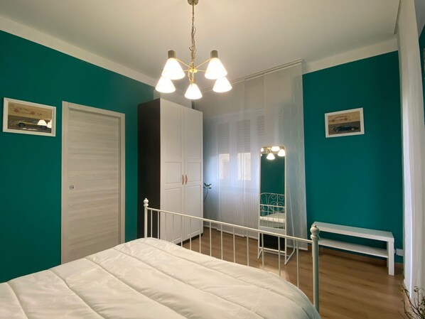 1 bedroom, WiFi, bed sheets
