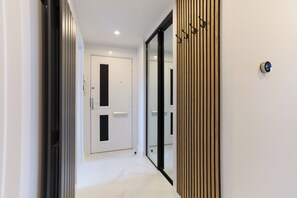 Interior - Luxurious City Centre Apartment (Perth)