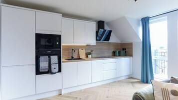 Fridge, microwave, oven, dishwasher