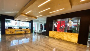 Lobby - ★★★★★ Luxury Condo Just Steps Away from the Beach (Hollywood)