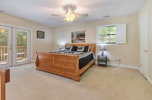 2 habitaciones, tabla de planchar con plancha, cuna de viaje y wifi 