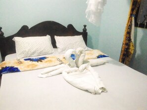7 間睡房、床單