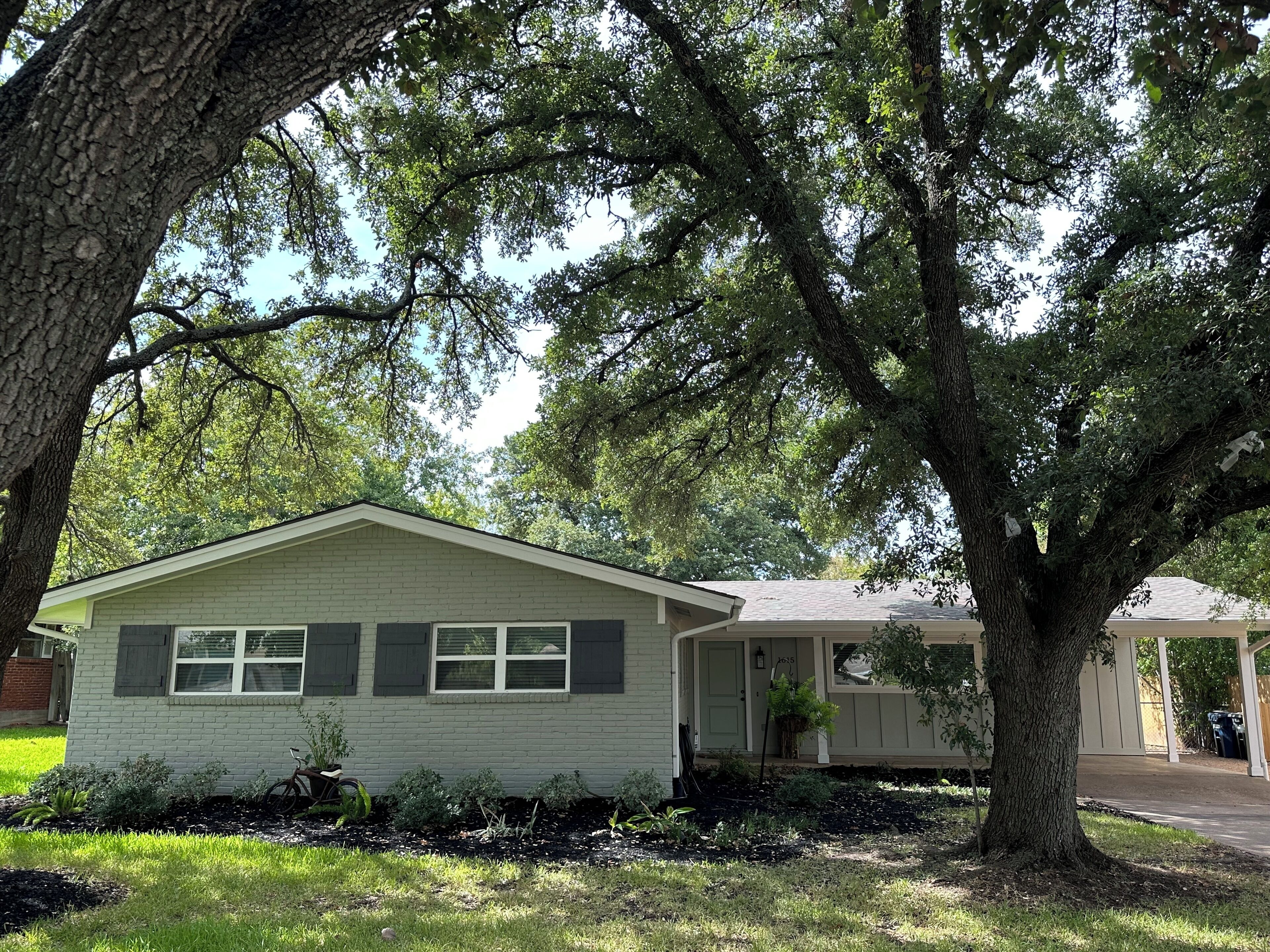Adorable home with huge yard, large trees, and just a short walk to Texas A&M! 