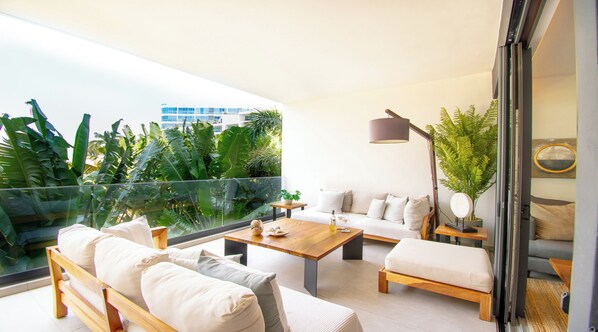 Perhehuoneisto | Terassi/patio