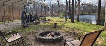 Lake House off Route 66