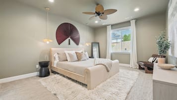 4 bedrooms, iron/ironing board, WiFi, bed sheets