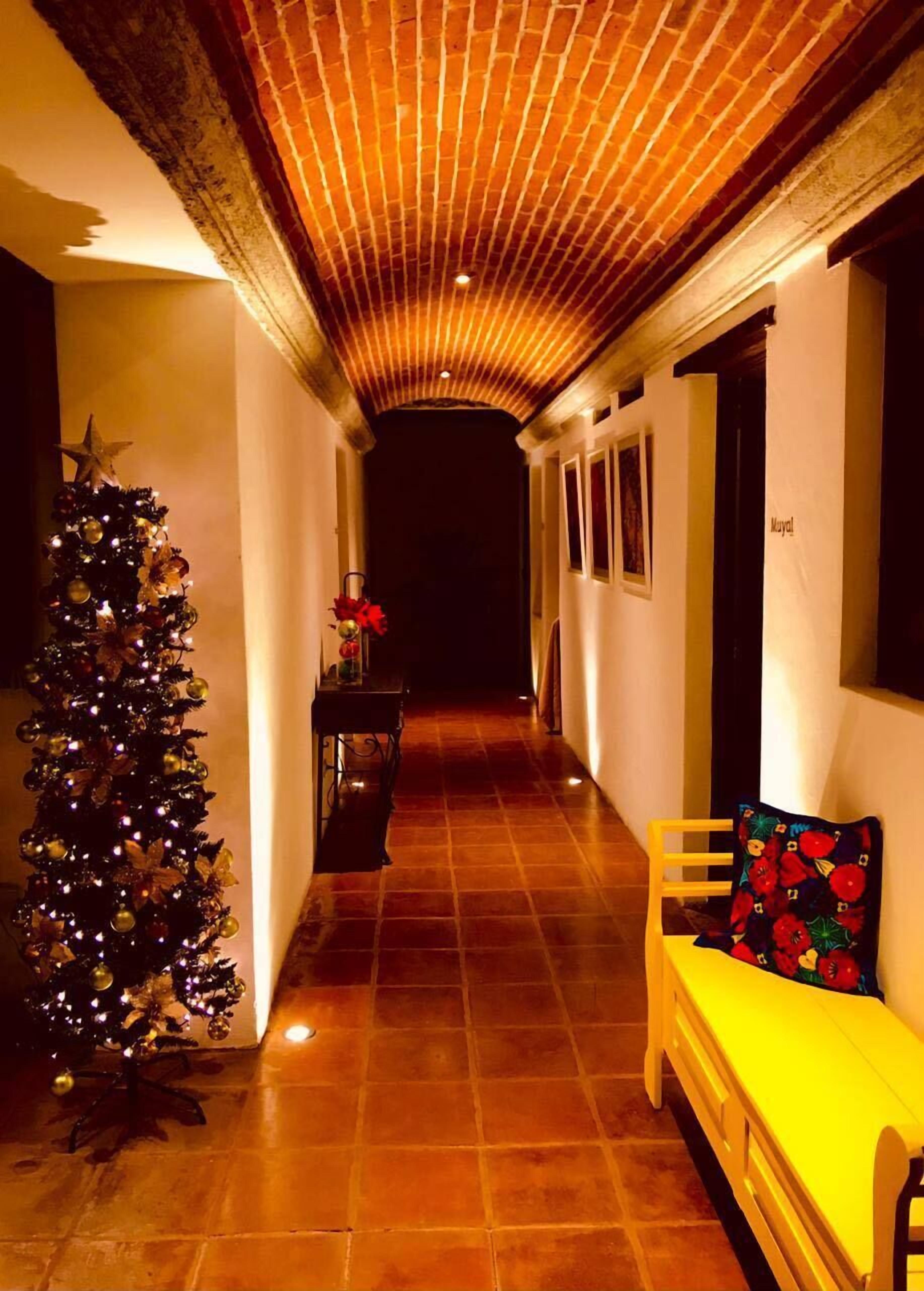 บริเวณประตูทางเข้า