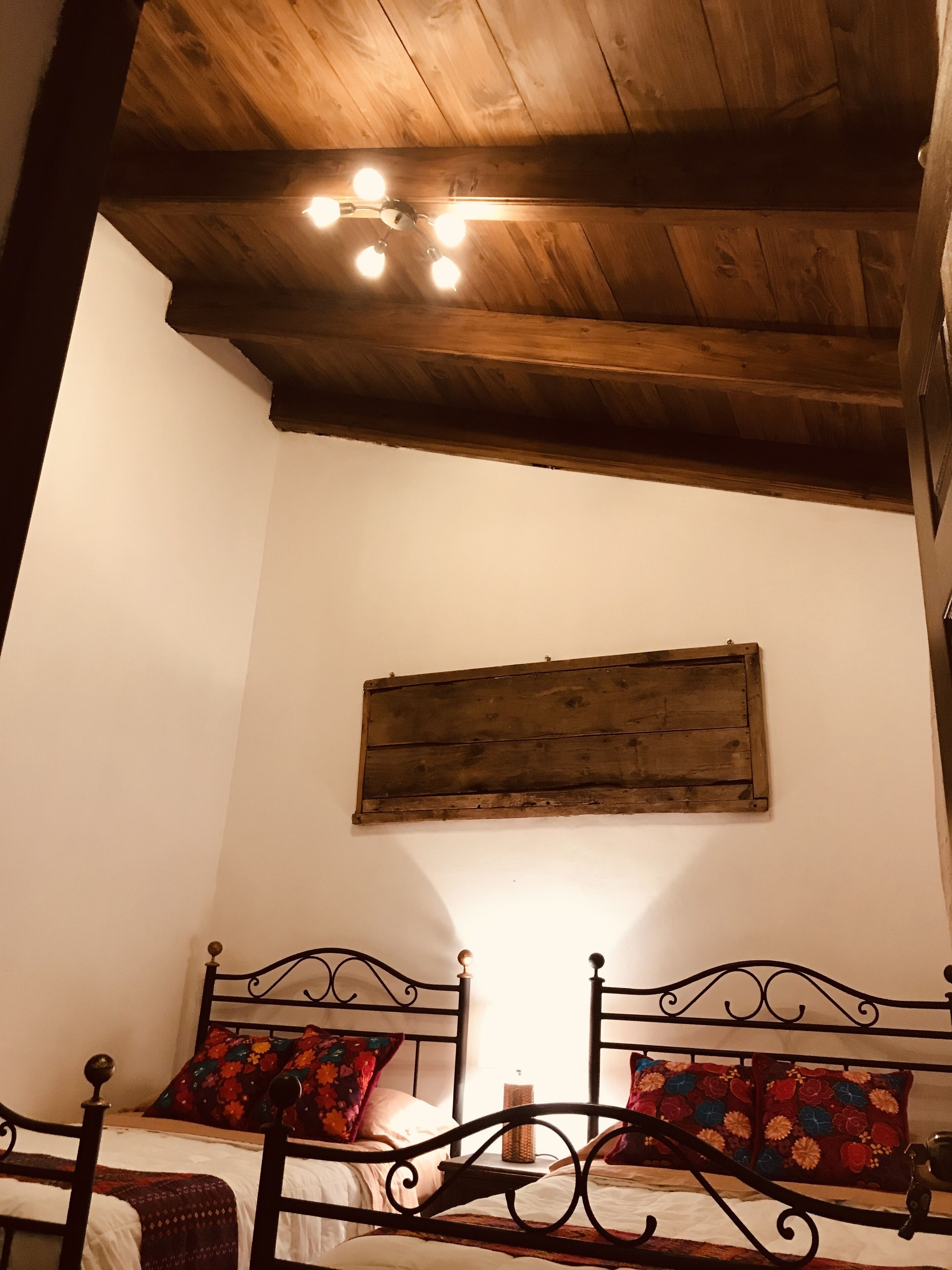 Photo - Luna Maya Antigua