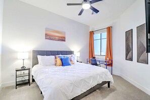 2 chambres, décoration personnalisée, ameublement personnalisé, bureau