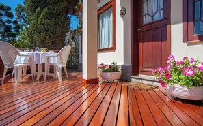 Outdoor dining - High standard house in gated community (Jardim do Pai Campos do Jordão)