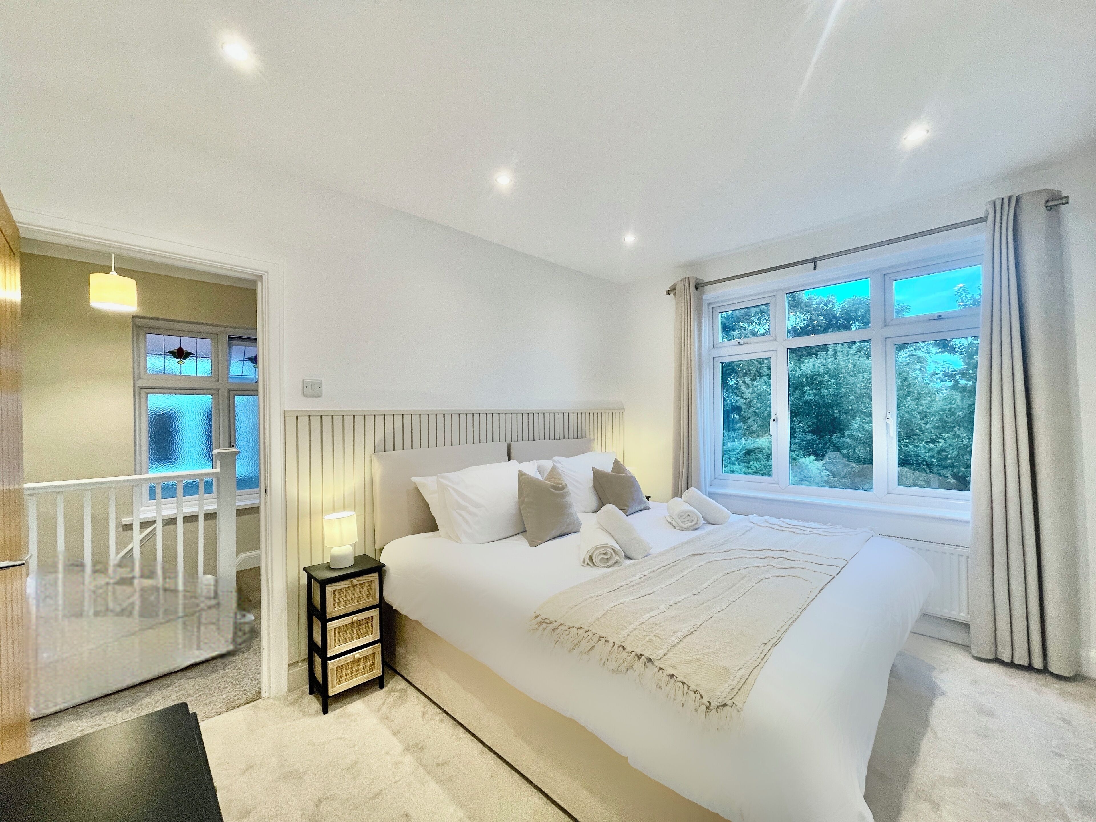 3 bedrooms, iron/ironing board, WiFi