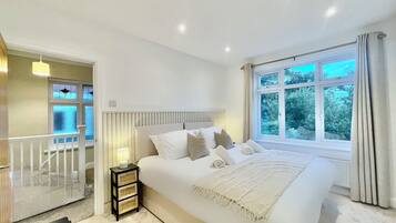 3 bedrooms, iron/ironing board, WiFi