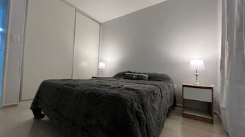 1 habitación, wifi y ropa de cama
