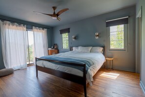 4 soverom, skrivebord, strykejern/-brett og wi-fi