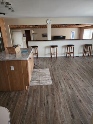 Interior - Brand new-newly renovated cabin on 1/2 acre lot right on the Missouri River! (Cascade)