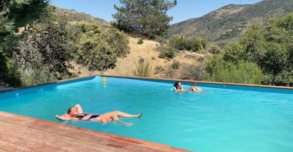 Piscina a l'aire lliure 