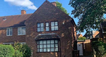 Private Annexe in Solihull -NEC,JLR,BHX