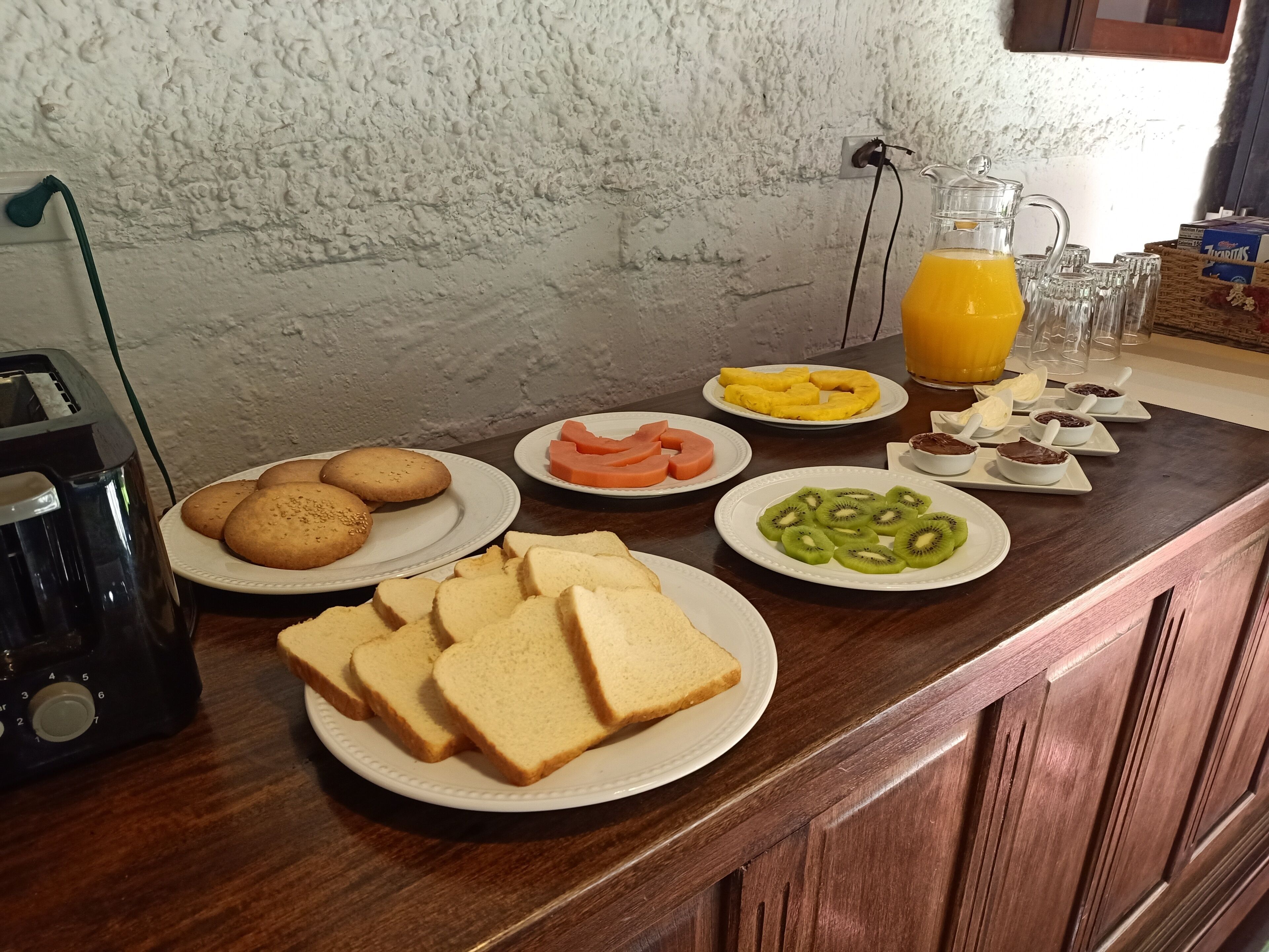 Desayuno bufé gratuito y diario