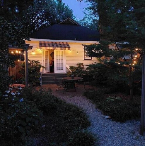 Hayward Garden Cottage