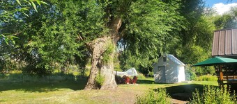 Charming Farmhouse at the base of the Uinta-Wasatch-Cache National Forest.