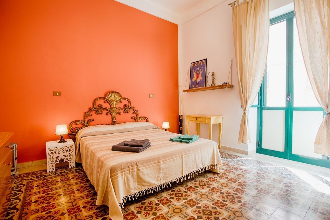 2 chambres, fer et planche à repasser, draps fournis