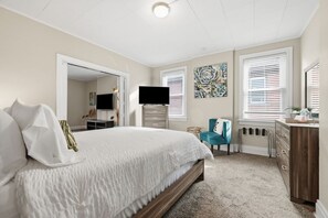 3 bedrooms, iron/ironing board, travel cot, free WiFi