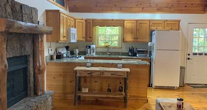 Serenity Cabin with Fireplace