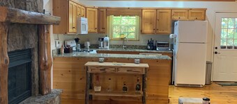 Serenity Cabin with Fireplace