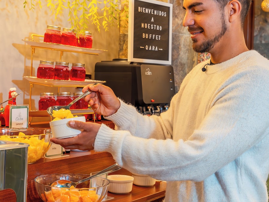 Free daily continental breakfast