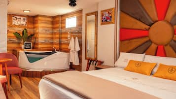 Junior Suite | 1 bedroom, desk, laptop workspace, free WiFi